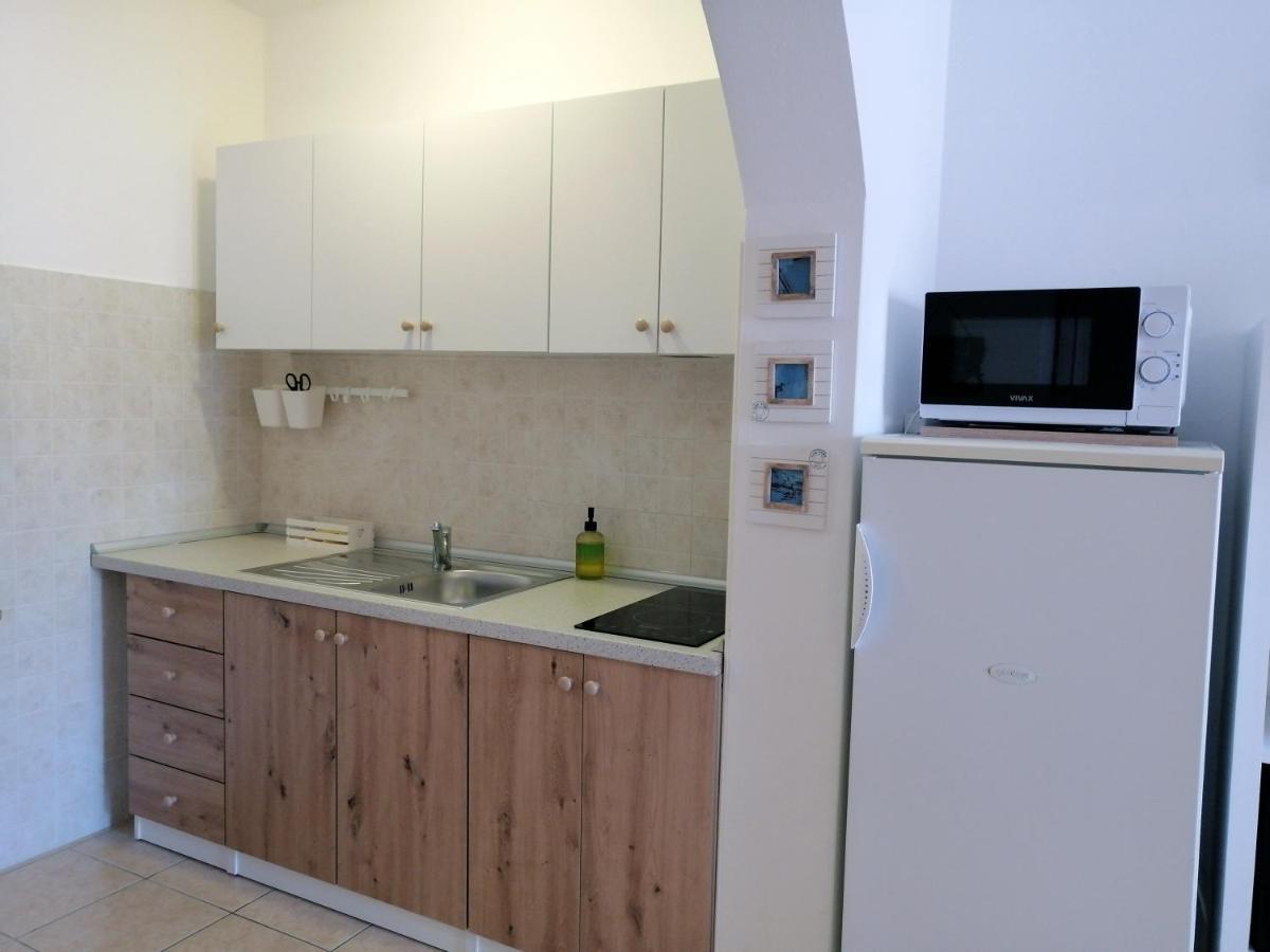 Apartment Suzie Q - Intermezzo With Sea View Rabac Eksteriør billede