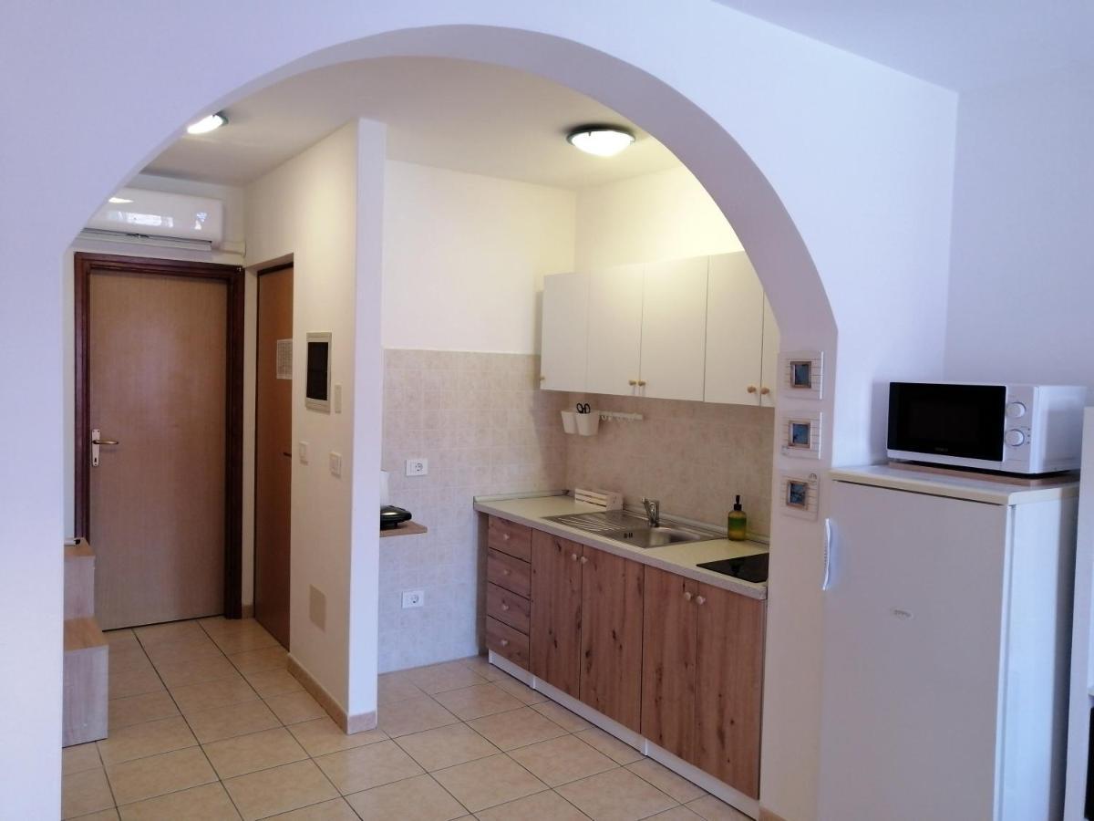 Apartment Suzie Q - Intermezzo With Sea View Rabac Eksteriør billede