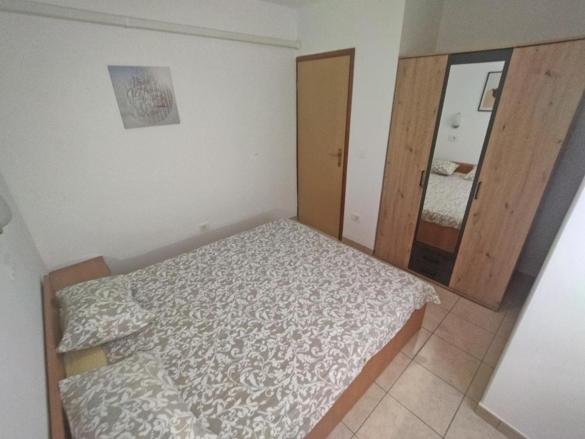 Apartment Suzie Q - Intermezzo With Sea View Rabac Eksteriør billede